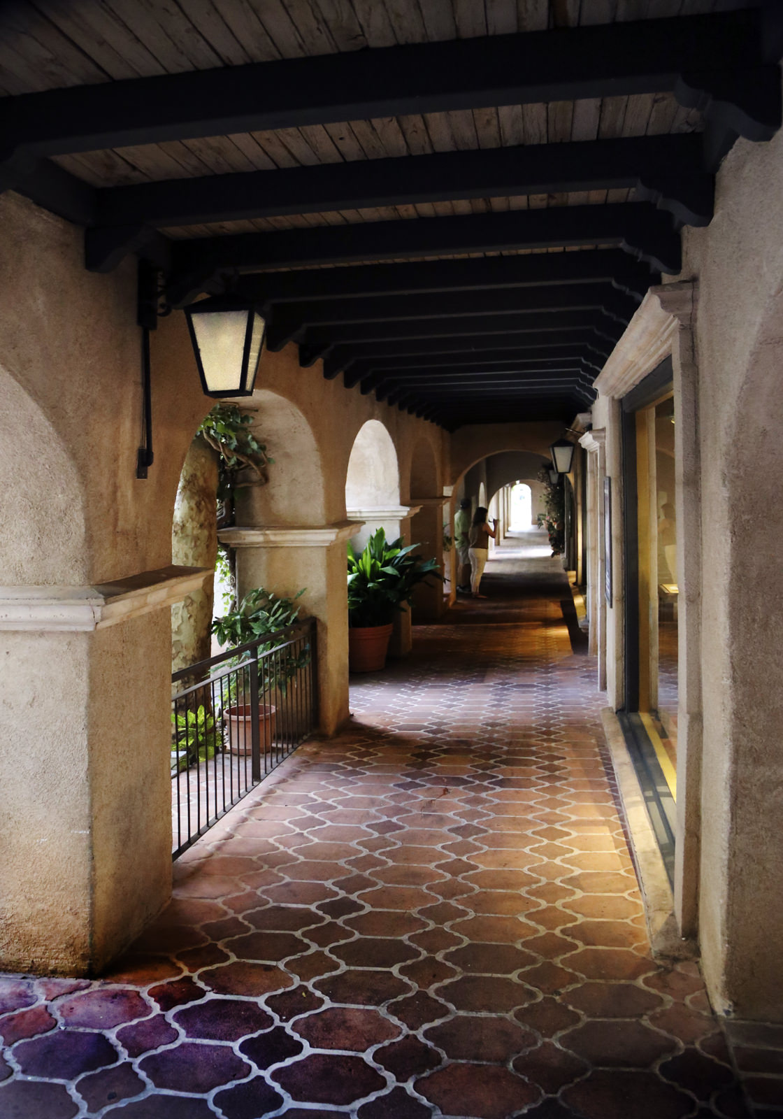 Arches at Tlaquepaque